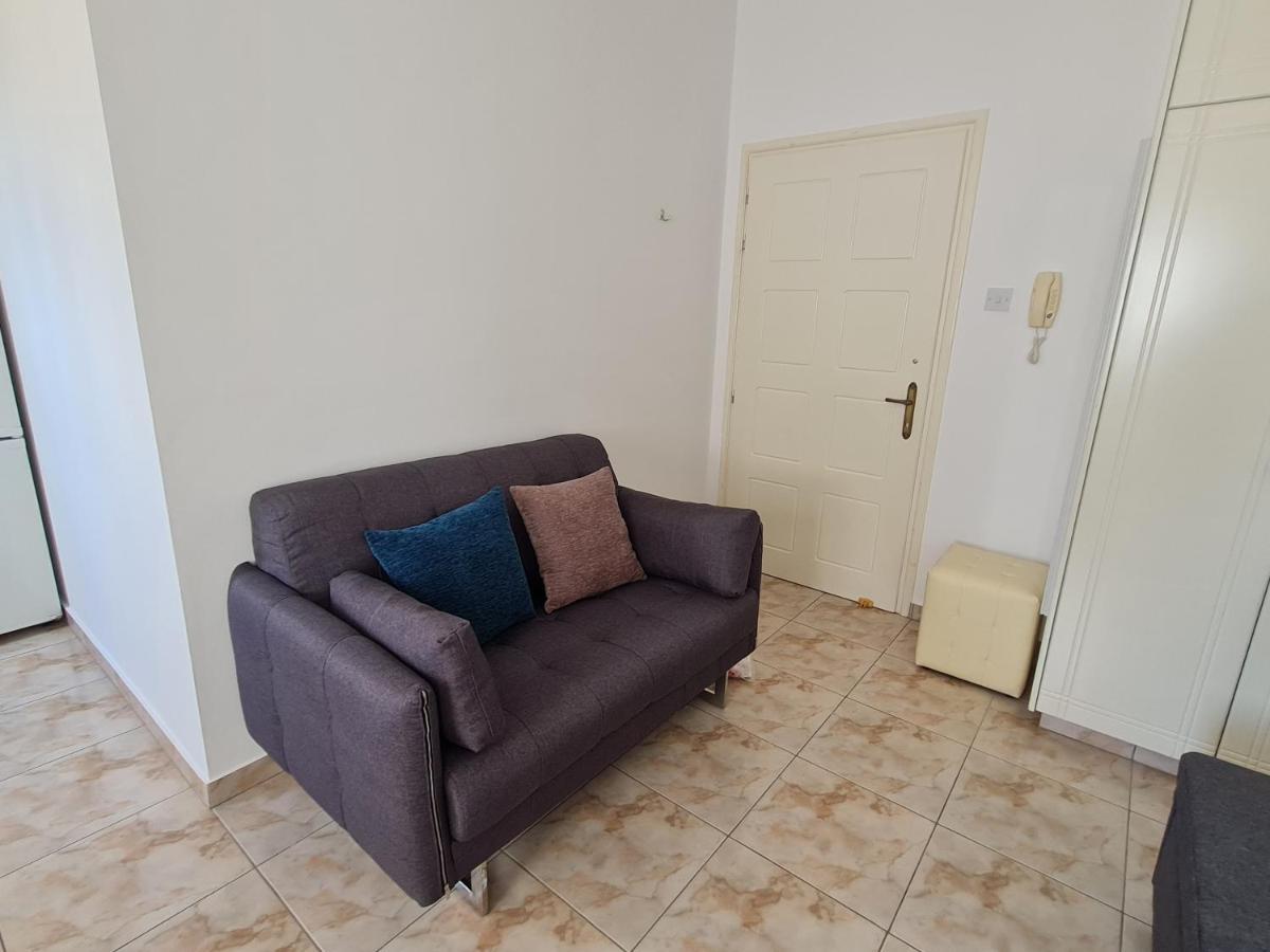 Laertis 2 Complex, Studio Apartment 106 - By Imh Travel & Tours بافوس المظهر الخارجي الصورة