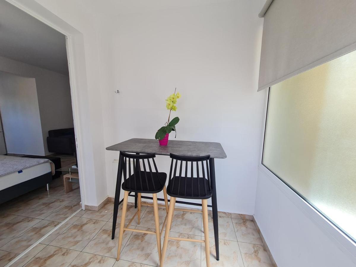 Laertis 2 Complex, Studio Apartment 106 - By Imh Travel & Tours بافوس المظهر الخارجي الصورة
