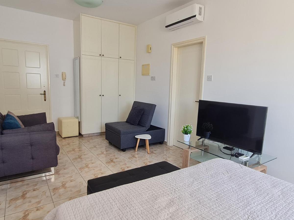 Laertis 2 Complex, Studio Apartment 106 - By Imh Travel & Tours بافوس المظهر الخارجي الصورة