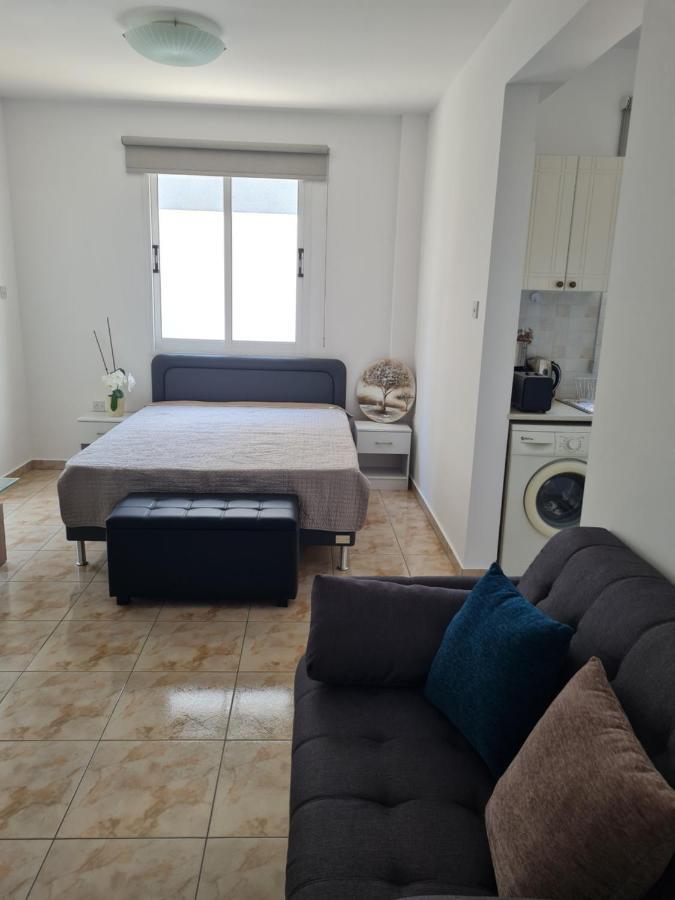 Laertis 2 Complex, Studio Apartment 106 - By Imh Travel & Tours بافوس المظهر الخارجي الصورة